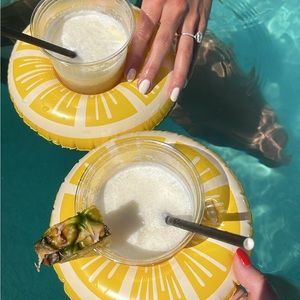 COPY - Pool Drink Floats - Lemons